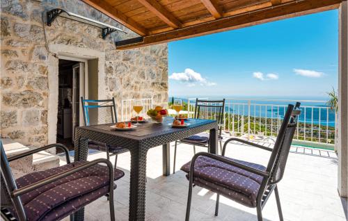 2 Bedroom Amazing Home In Dubravica