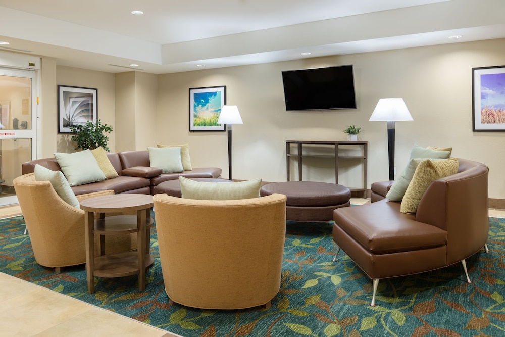 Candlewood Suites Columbia East an IHG Hotel - photo 2