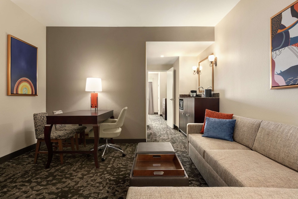 Embassy Suites by Hilton Orlando Lake Buena Vista South - photo 26