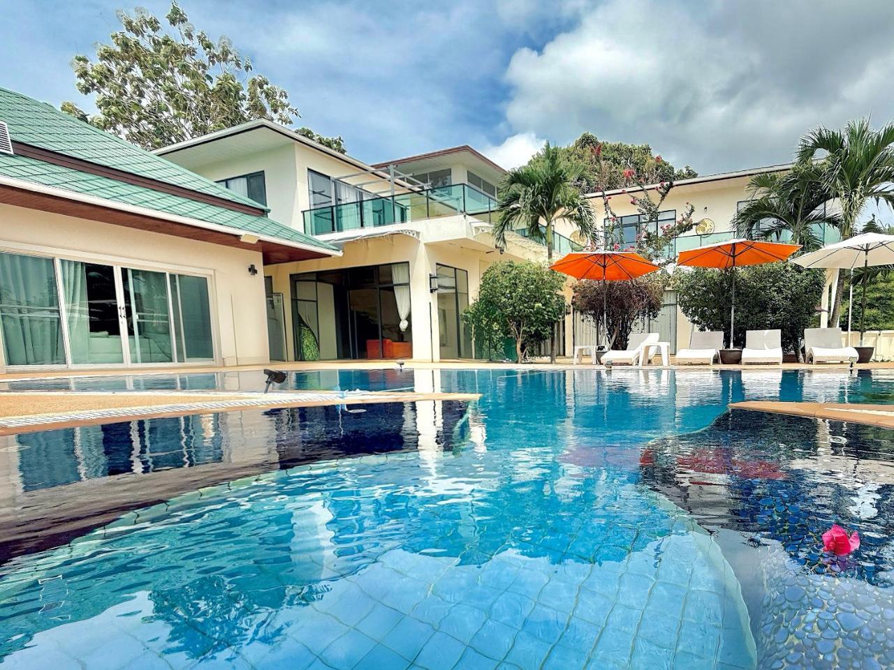 Chuan Pool Villa Rawai Phuket — 5-Star Luxury Hotel in Phuket, Thailand