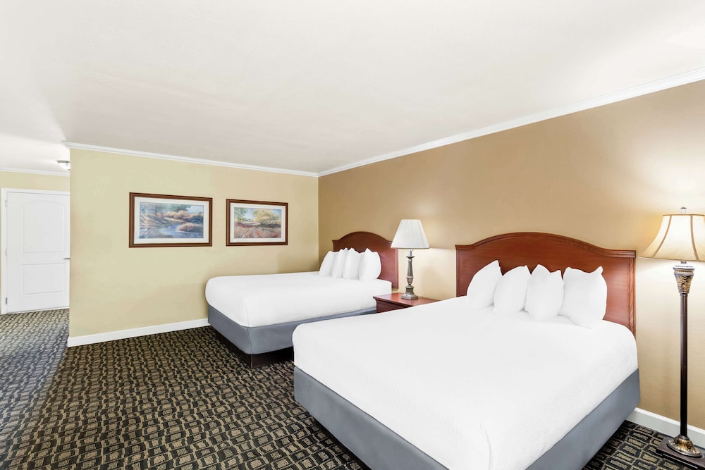 Best Western Miner's Inn - photo 13