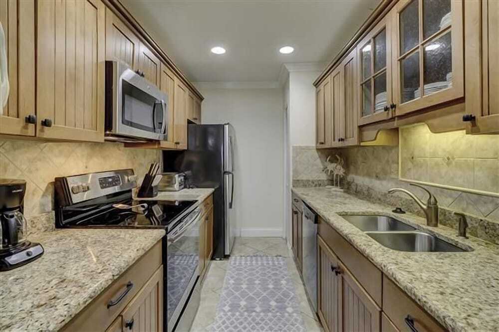 1023 Caravel Court at The Sea Pines Resort - photo 11