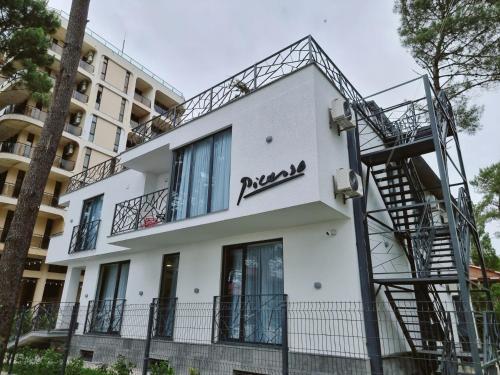 Picasso - last minute hotel in Unknown City