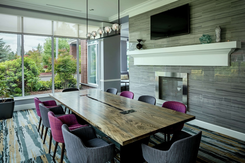 Hilton Garden Inn Corvallis - photo 2