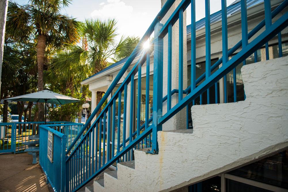 Affordable Family Resort - photo 10