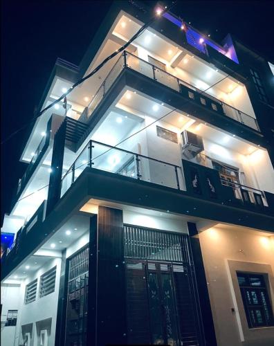 Shri Ram International Home Stay Ayodhya — 4-Star Luxury Hotel in Fyzabad, India