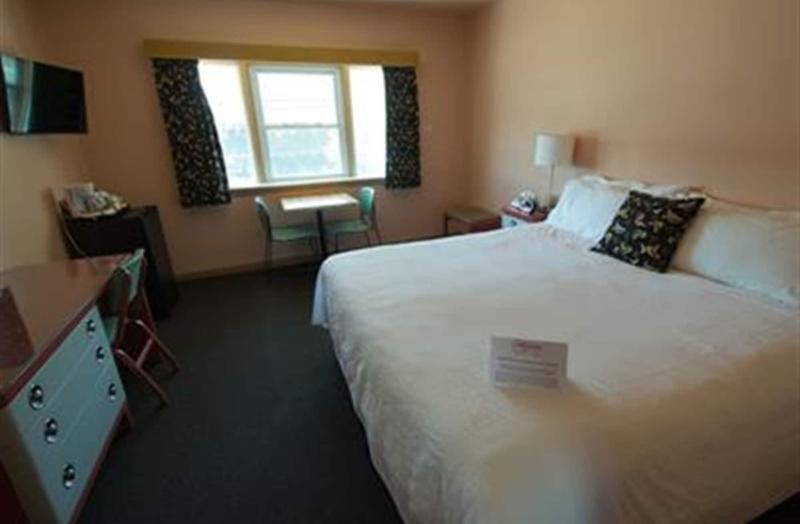 Holiday Music Motel - photo 23