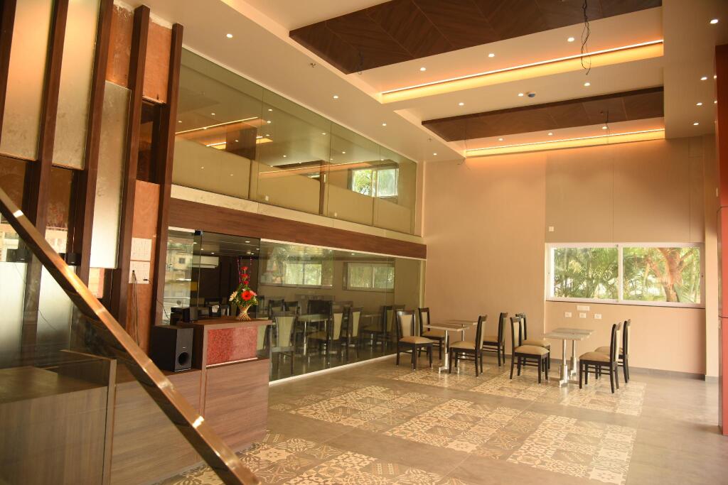 Hotel Shahi Executive — hotel in Karad