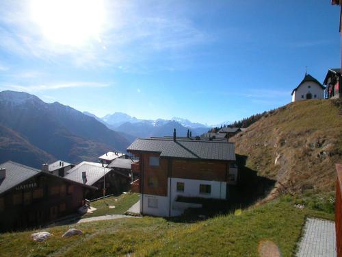 Haus Ambiente A — 4-Star Luxury Hotel in Brig, Switzerland