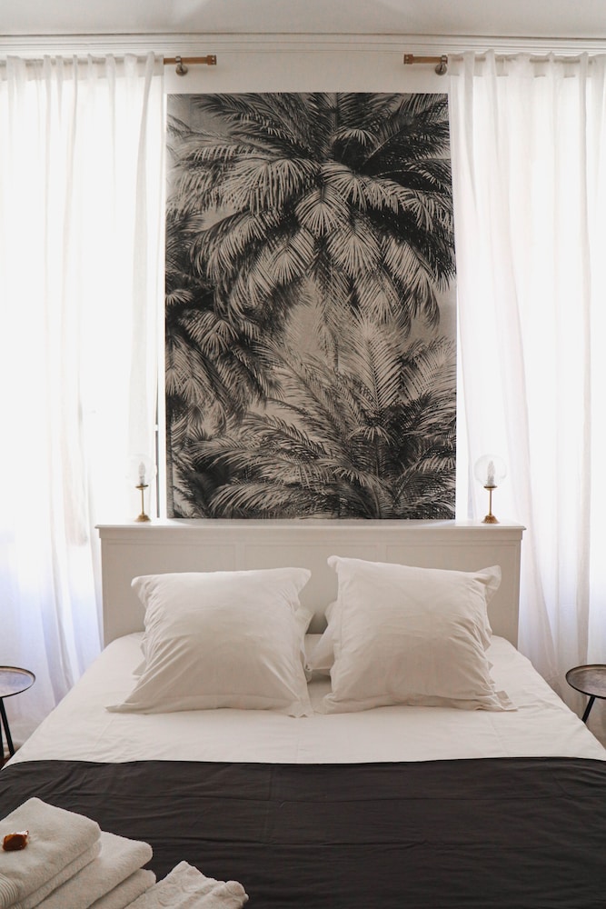 Hotel Delga Maison d'hôtes - carbon neutral hotel in Gaillac