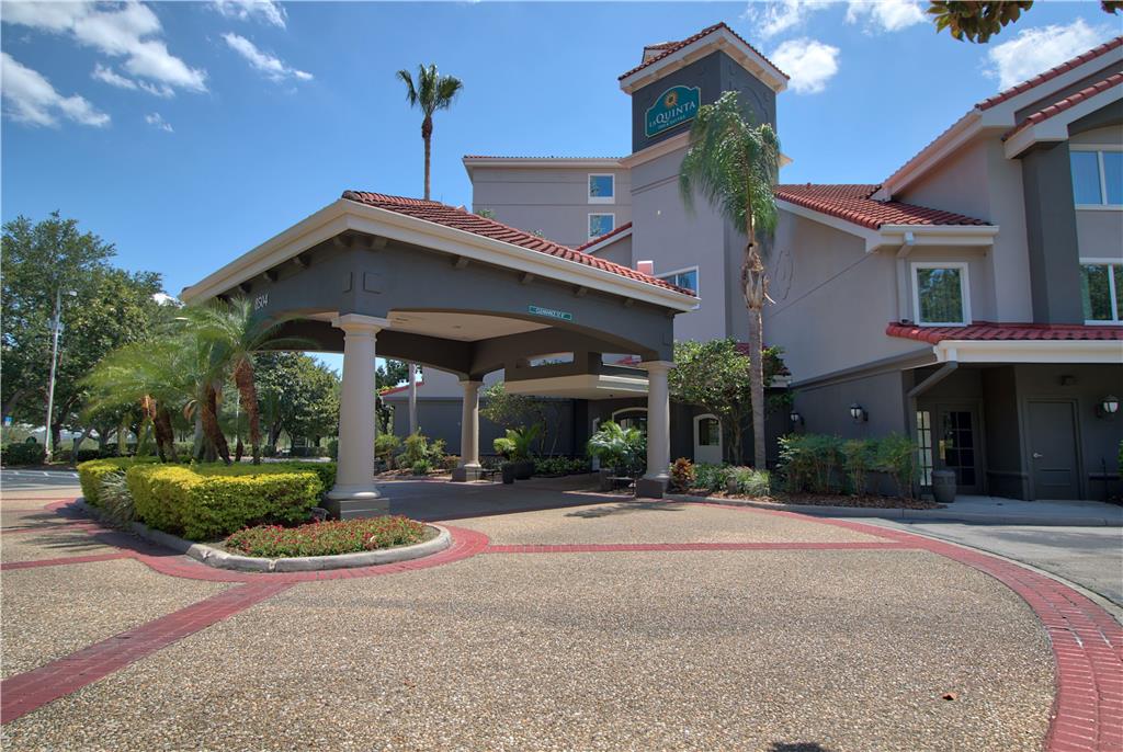 La Quinta Inn & Suites by Wyndham Orlando I Drive Conv Ctr - photo 3