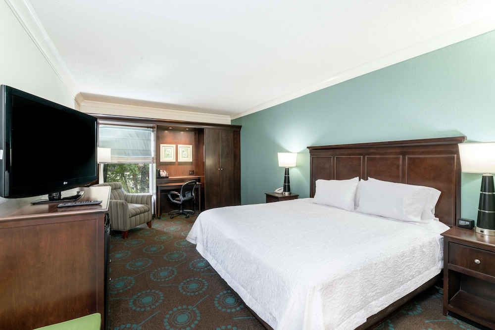 Hampton Inn & Suites Mooresville Lake Norman - photo 24