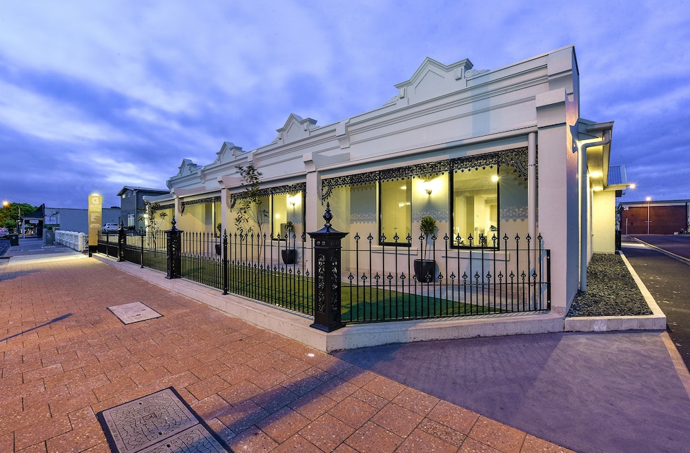 Aloha Central Premium Studios Mount Gambier