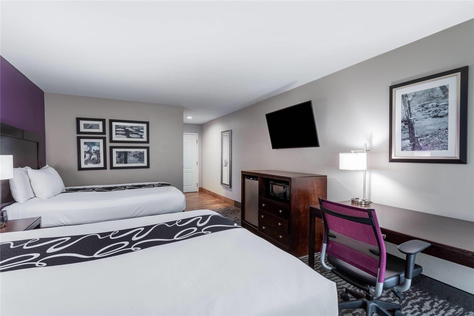 La Quinta Inn & Suites by Wyndham Huntsville Airport Madison - photo 16