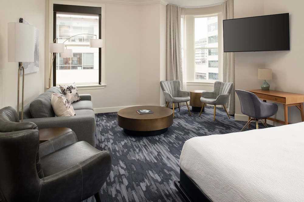 Courtyard by Marriott Tacoma Downtown - photo 37