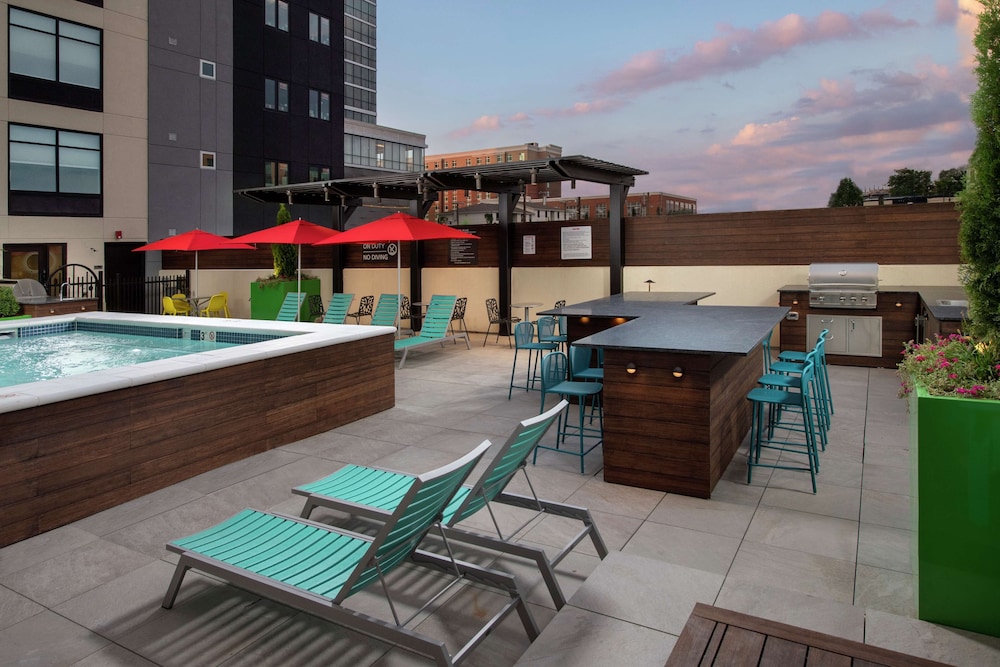 Home2 Suites by Hilton Nashville Downtown Convention Center - photo 24