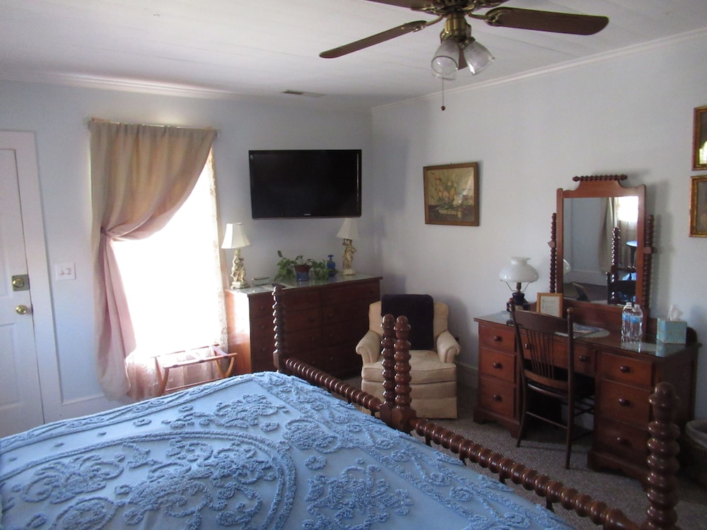 Carrier Houses B&B - photo 21
