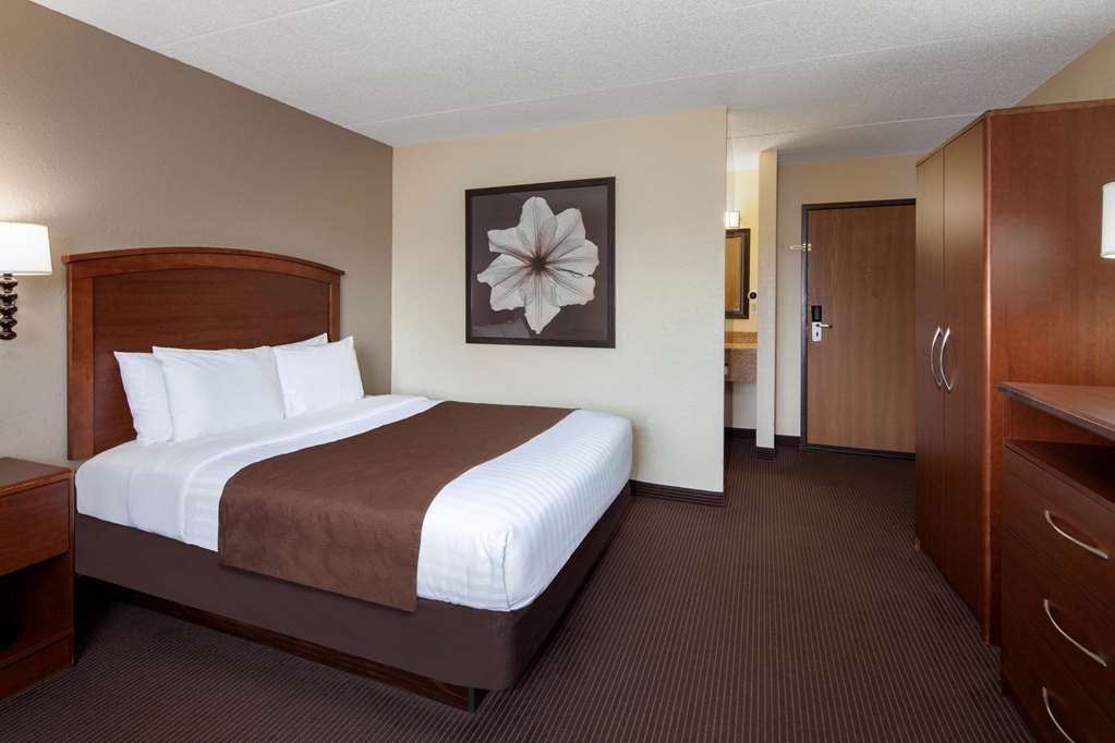 AmericInn by Wyndham Ironwood - photo 19