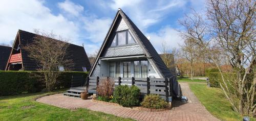 Nurdachhaus Karin