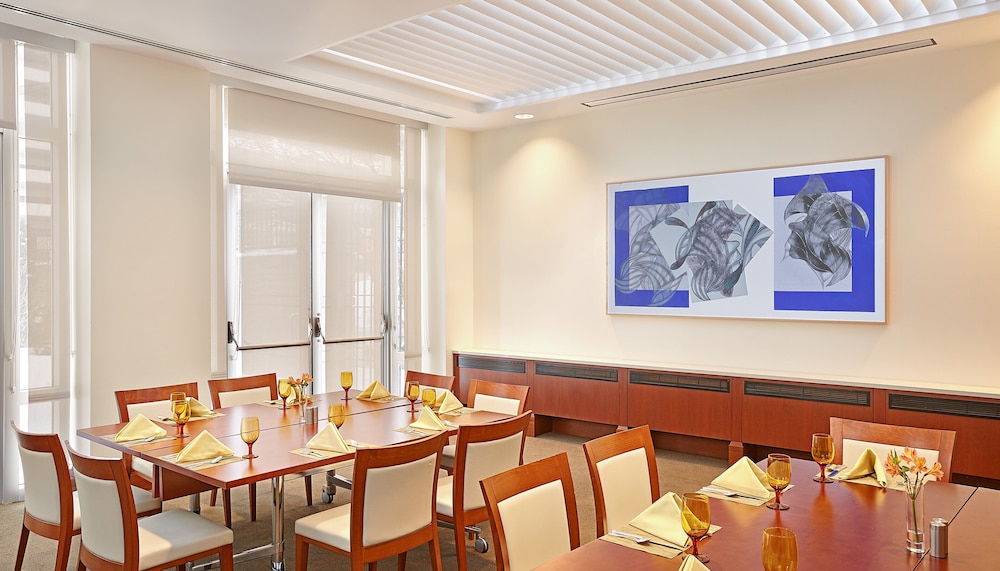 InterContinental Suites Hotel Cleveland by IHG - photo 18