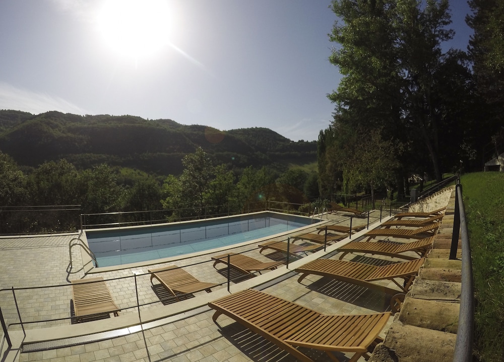Convento di Acqua Premula — hotel in Sellano