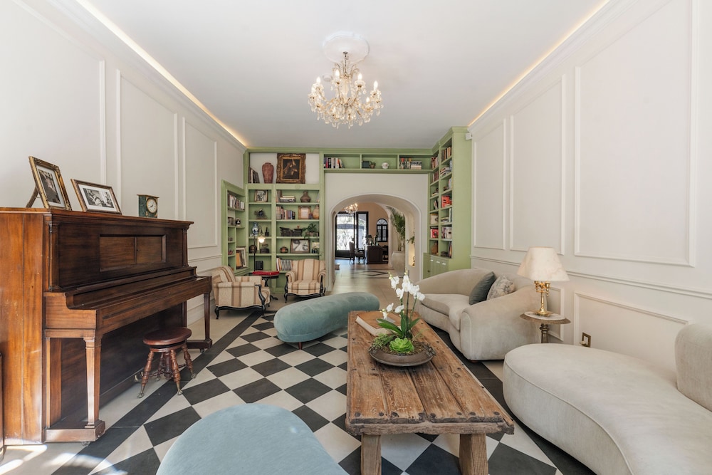 Villa Ganz Boutique Hotel
