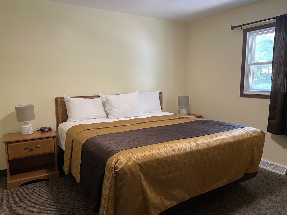 All Star Inn & Suites - photo 6