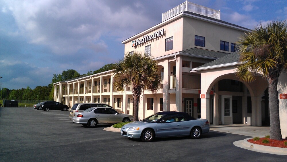 Peach Tree Inn - featured photo