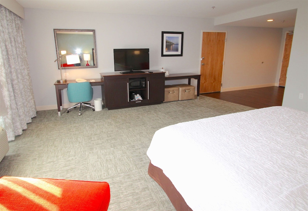 Hampton Inn Suffolk - photo 24