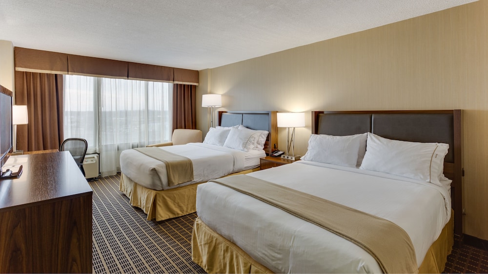 Holiday Inn Express Washington DC SW Springfield - photo 5
