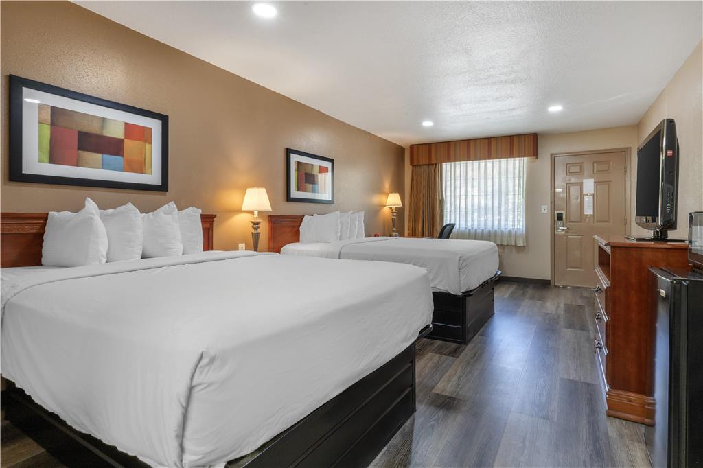 SureStay Plus Hotel By Best Western Poteau - photo 17