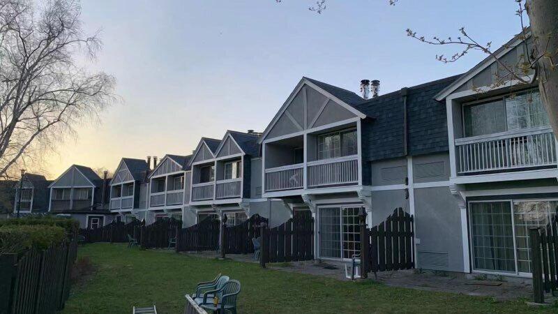 Lagoon City Pier One Resort in Orillia, Canada