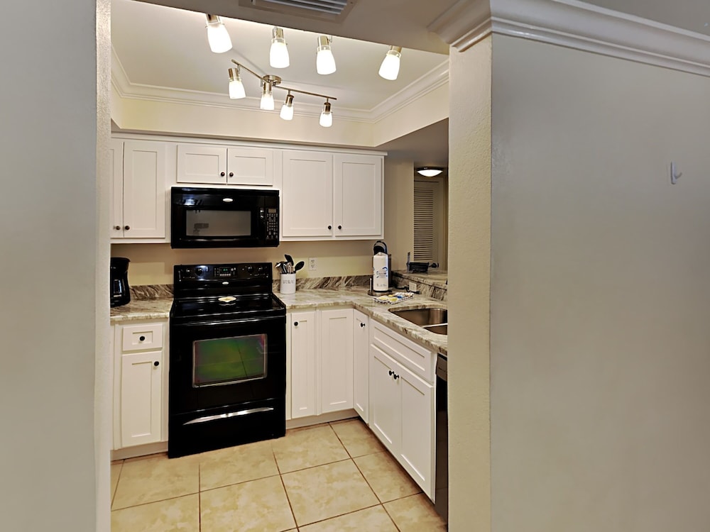 Regency Towers by Southern Vacation Rentals - photo 183
