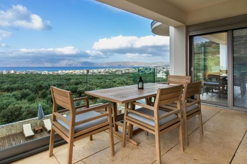 Naruto Villas — 4-Star Luxury Hotel in Kissamos, Greece