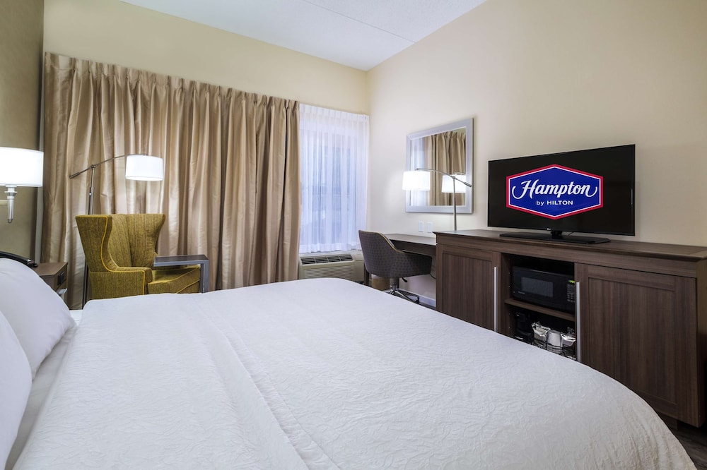 Hampton Inn Freeport Brunswick - photo 12