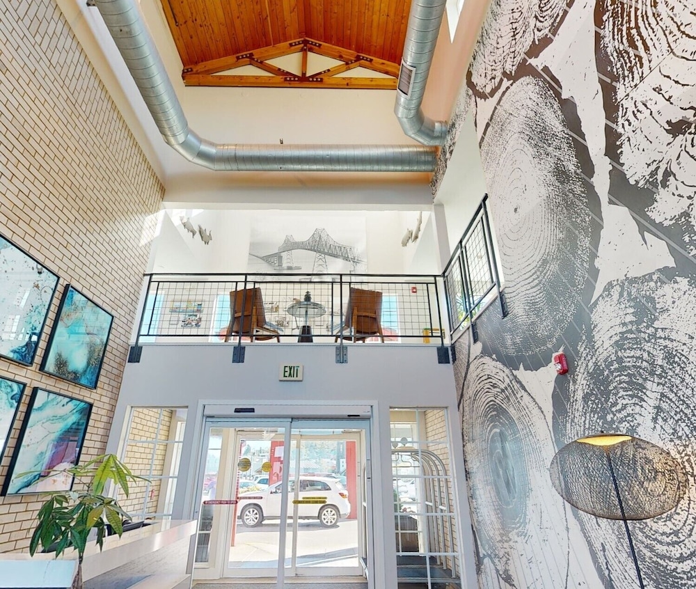 Cannery Pier Hotel & Spa - photo 5