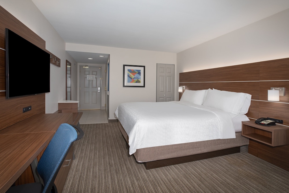 Holiday Inn Express Yreka Shasta Area by IHG - photo 8