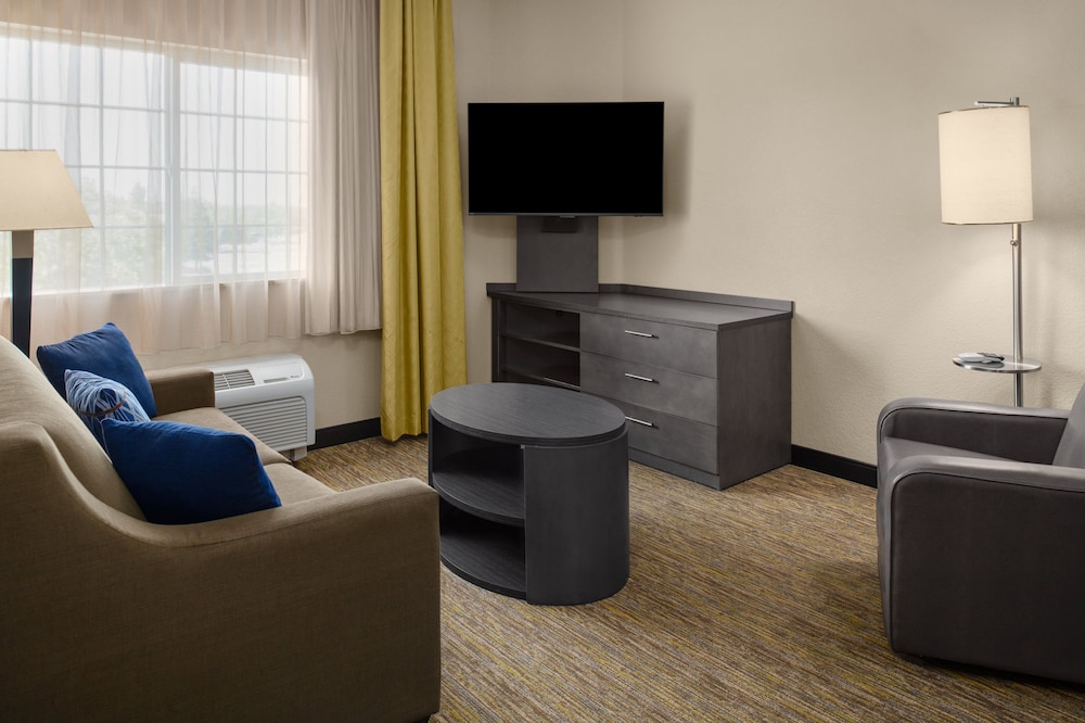 Candlewood Suites Turlock by IHG - photo 32