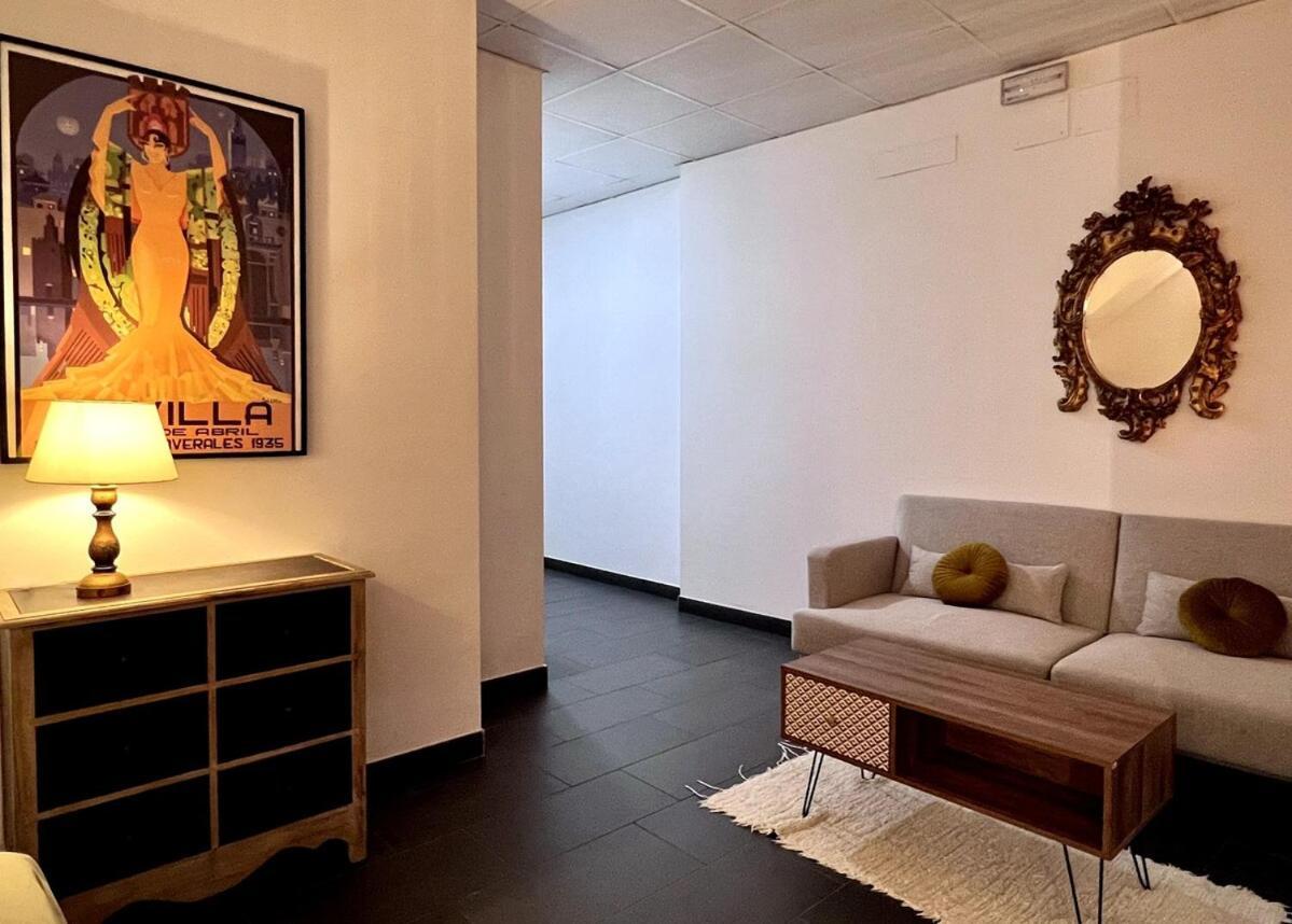 Feria Apartments — 4-Star Luxury Hotel in Sevilla, Spain