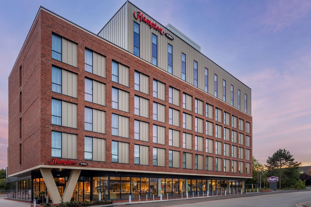 Hampton by Hilton Nuneaton - carbon neutral hotel in Nuneaton