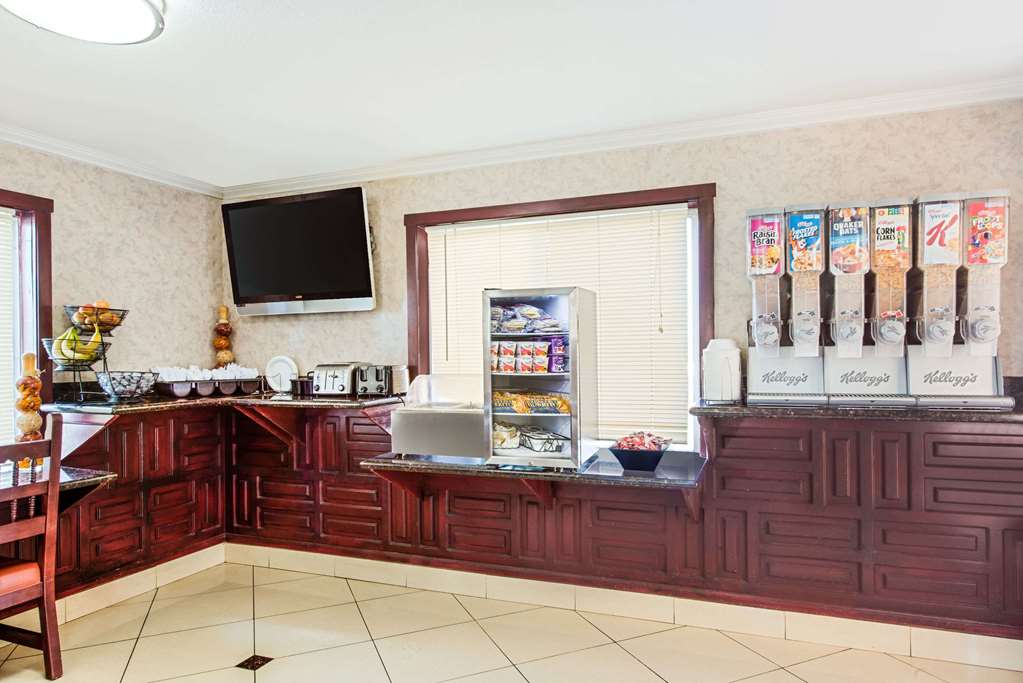 Ramada by Wyndham Flagstaff East - photo 20