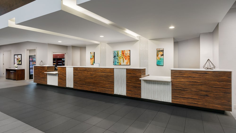 Crowne Plaza Phoenix Airport PHX by IHG - photo 82