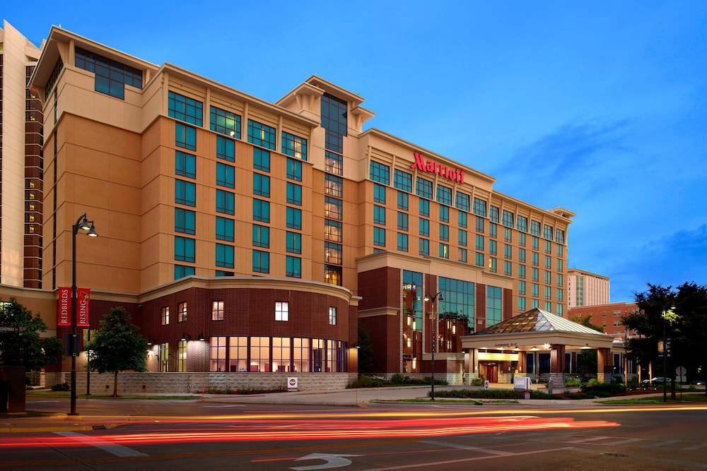Bloomington Normal Marriott Hotel & Conference Center - photo 52