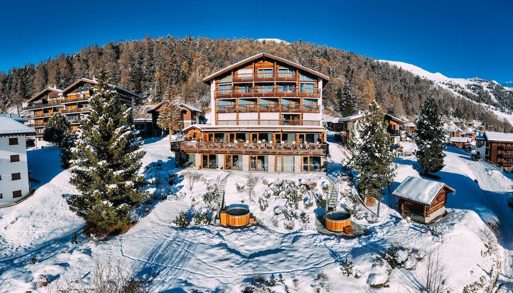 Chandolin Boutique Hotel — 4-Star Luxury Hotel in Sierre, Switzerland