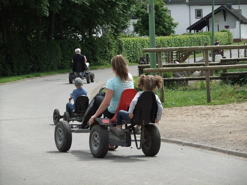 Michelshof — Unknown City — photo 4