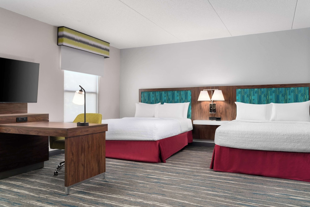 Hampton Inn Spring Lake Fayetteville - photo 40