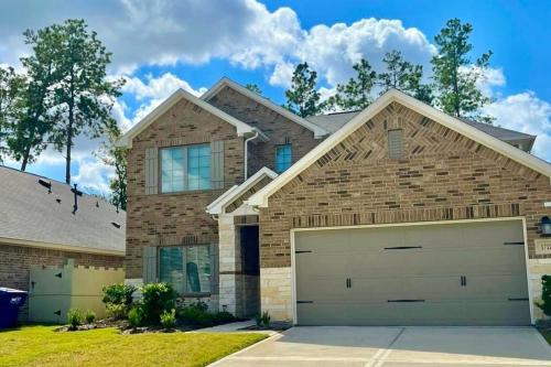 Spacious And Fully Equipped Family House For 10 20759334 — Shenandoah