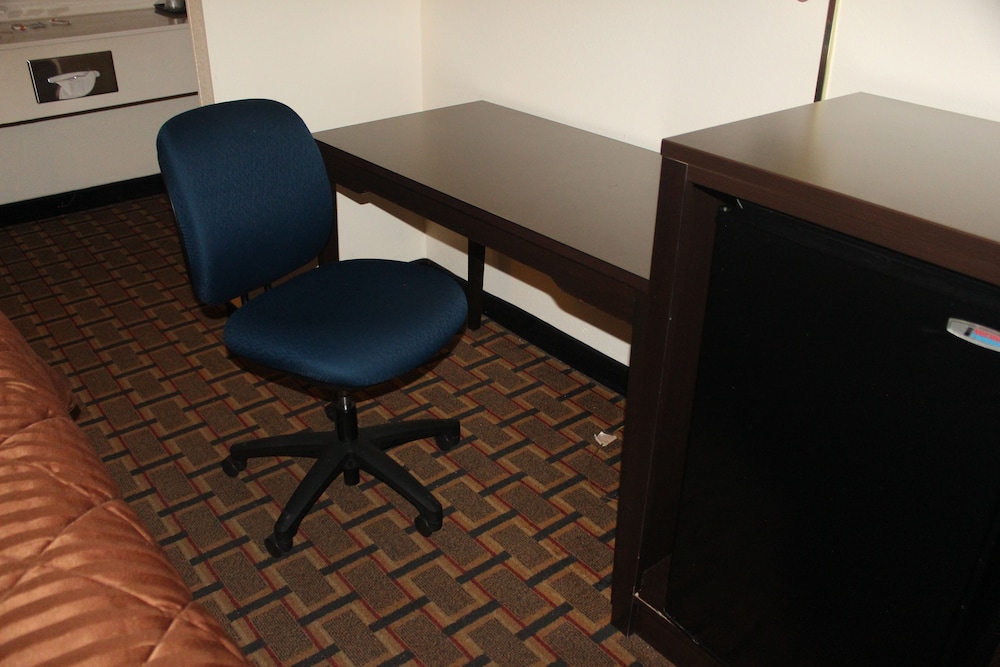 Americas Best Value Inn Fredericksburg N - photo 29