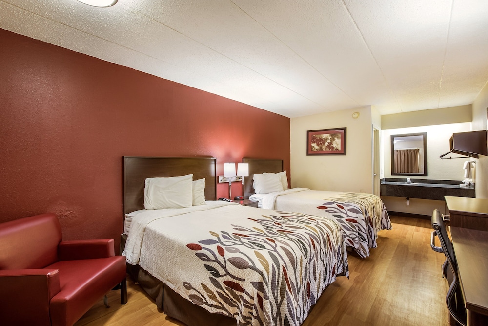 Red Roof Inn Saginaw Frankenmuth - photo 22