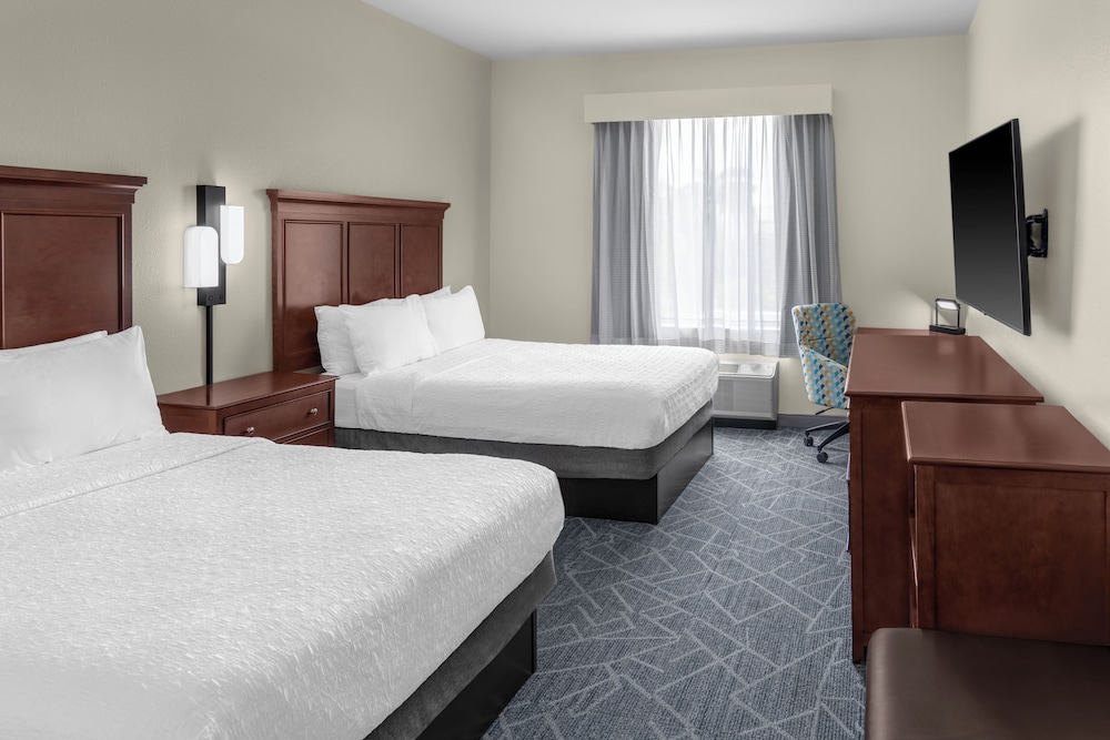 Hampton Inn & Suites Coconut Creek - photo 11